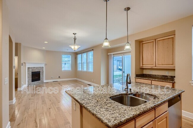 Building Photo - 4957 S Addison Way