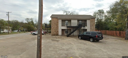 Building Photo - 3115 Beale St