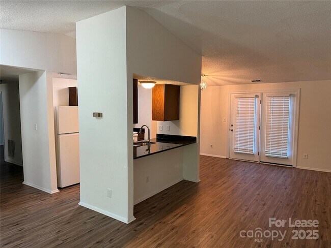 Foto del edificio - 11602 Green Willow Ln