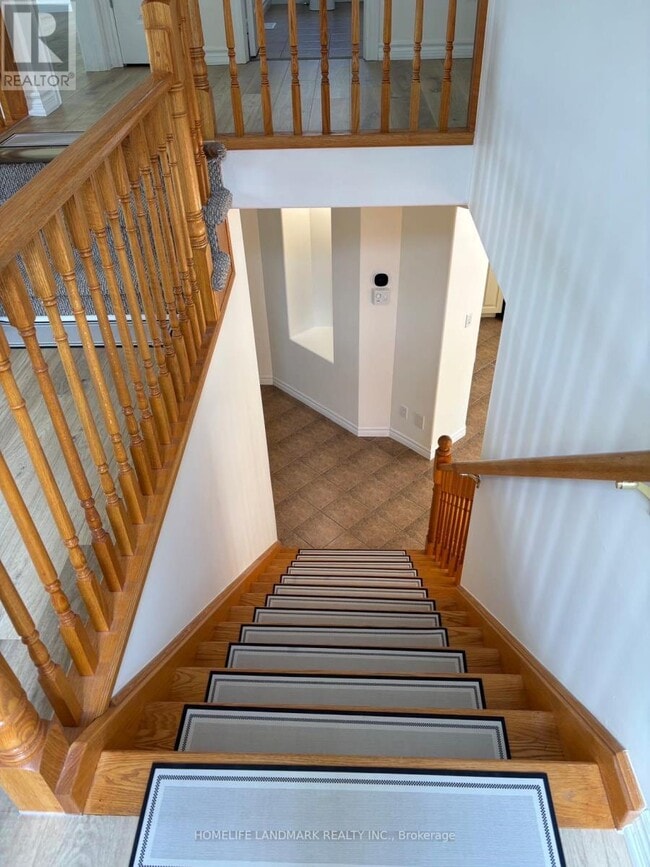 Building Photo - 593 Woolgrass Ave