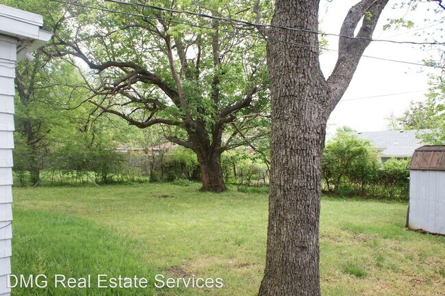 Foto del edificio - 3 br, 1 bath House - 1102 Idaho St