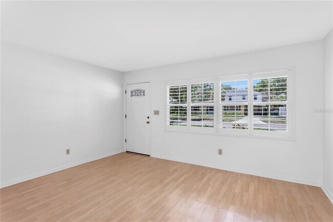 Foto del edificio - 3414 W Carrington St