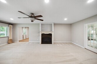 Building Photo - 13373 Southshore Dr