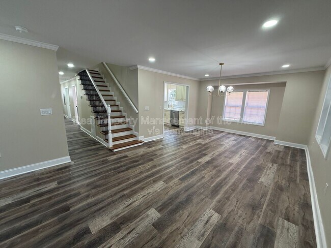 Foto del edificio - 1226 Hoover Ave