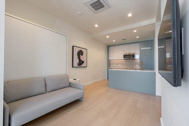 Foto del edificio - 6401 Wilshire Blvd