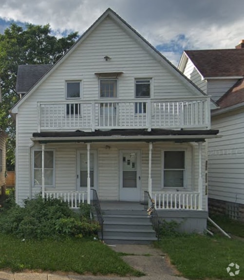Building Photo - 3002 Hanley St