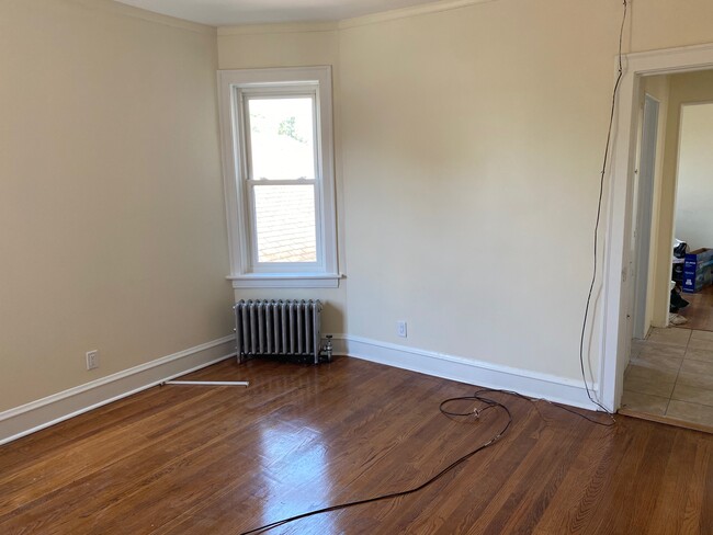 Bedroom 2 - 1744 E 84th Pl