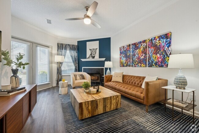 Building Photo - Aventura Oak Mountain