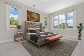 Building Photo - 527 Union Ave