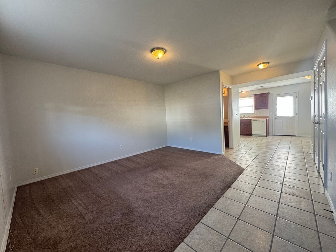 Foto principal - 24430 Sounder Ln