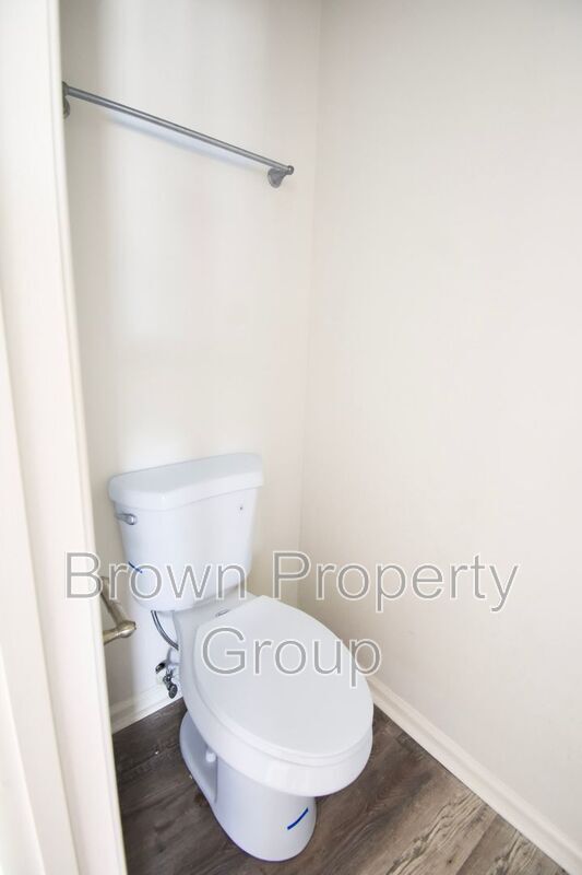 Building Photo - 2113 Grand Prix Dr