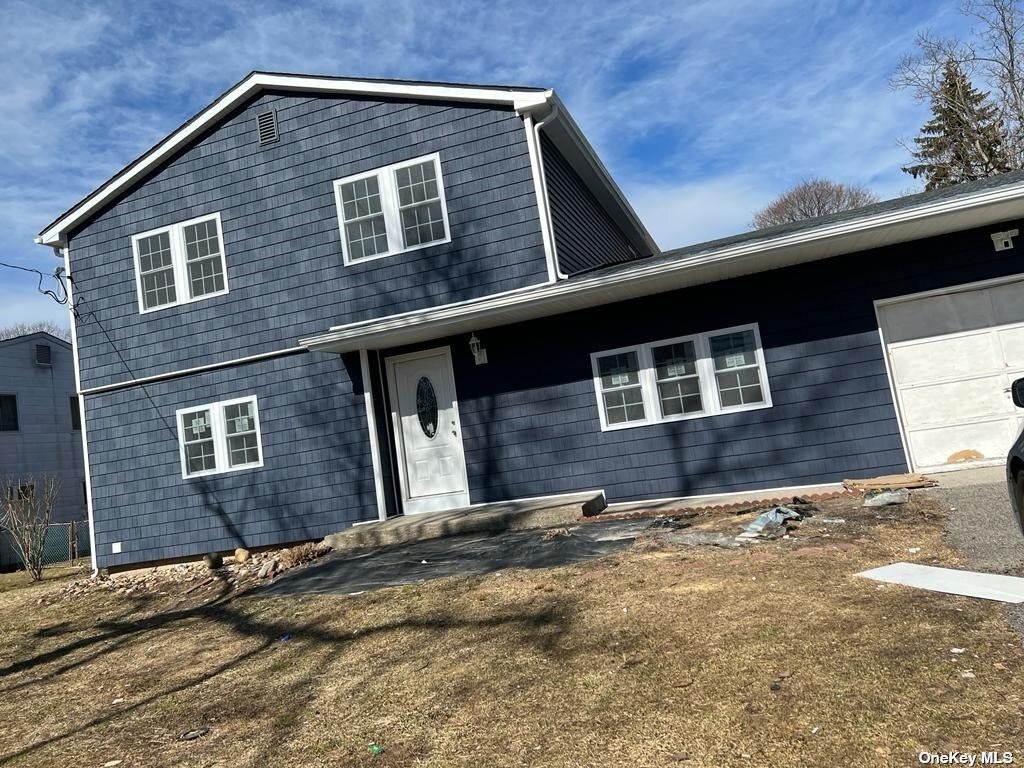 145 Noble St, Brentwood, NY 11717 House Rental in Brentwood, NY