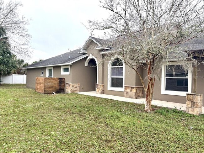 Foto del edificio - 26 Prosperity Ln