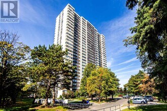 Building Photo - 80-580 Antibes Dr