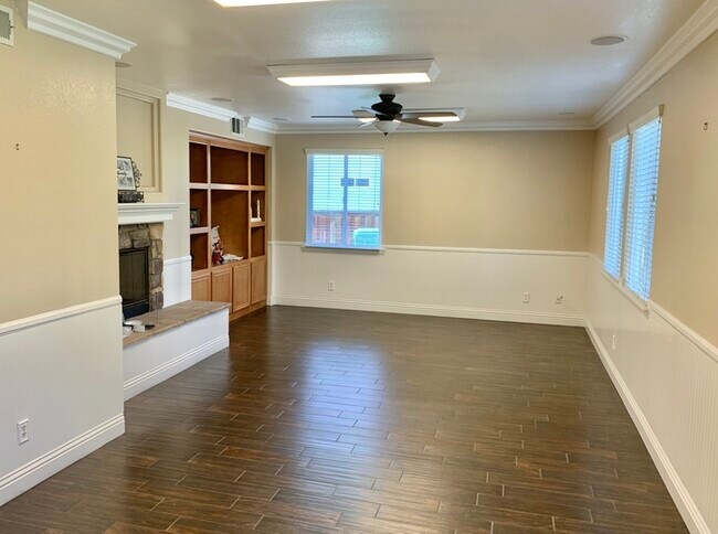 Building Photo - Gorgeous home for rent in Eastvale