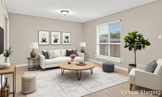 Foto del edificio - 9022 Wilcrest Dr