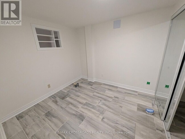 Building Photo - 140 Combermere Dr