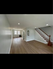 Building Photo - 6604 Souder St