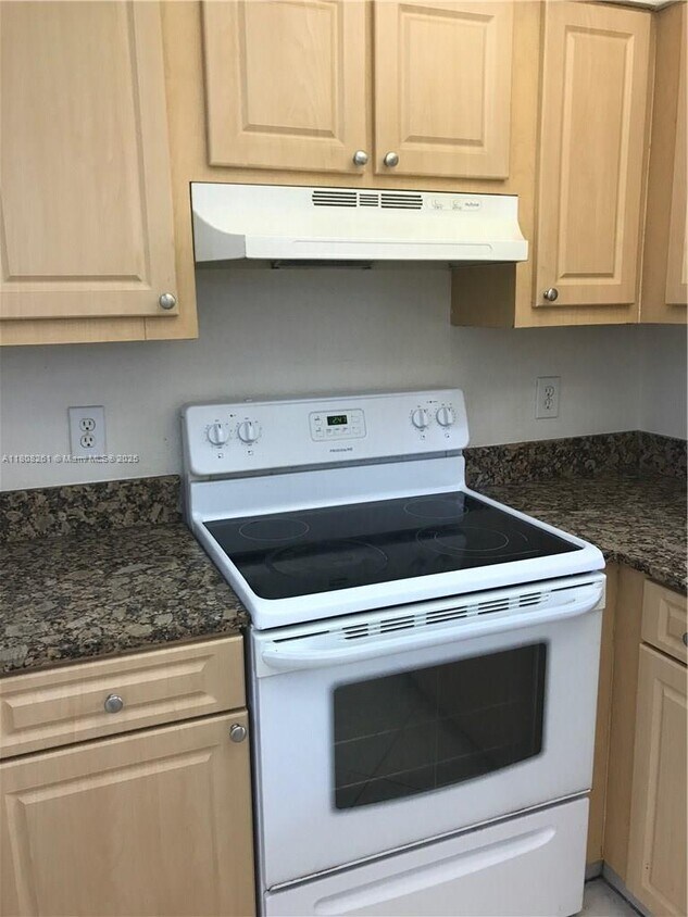 Foto principal - 1105 S Flagler Ave