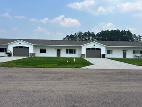 Building Photo - 835 Dorado Dr N