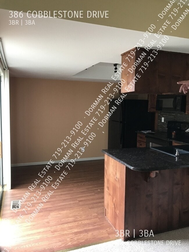 Building Photo - 386 Cobblestone Dr