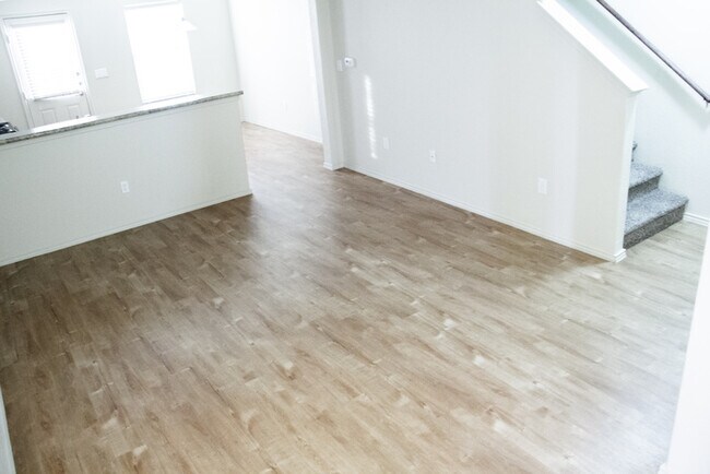 Building Photo - Hunters Pond - 10723 Butterfly Pass, San A...