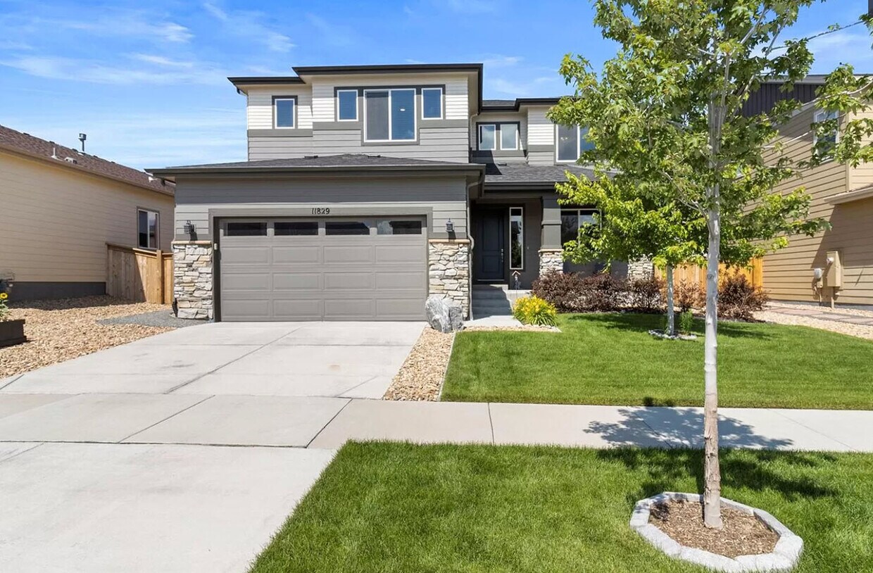 Foto principal - 11829 Churchfield St