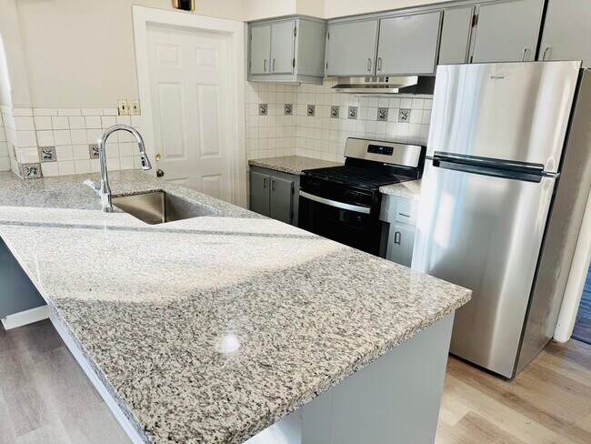 Foto del edificio - 2840 Belden St