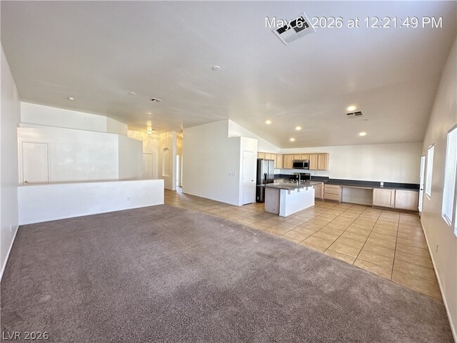 Building Photo - 916 Melic Way