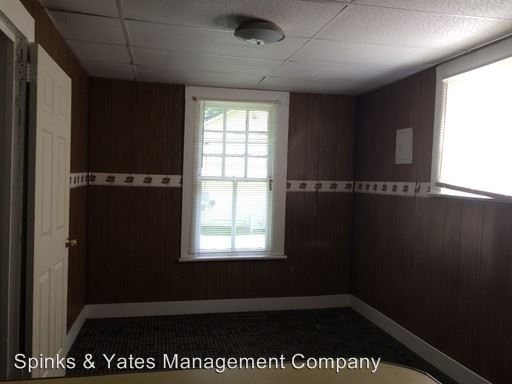 Building Photo - 604 Park Ave