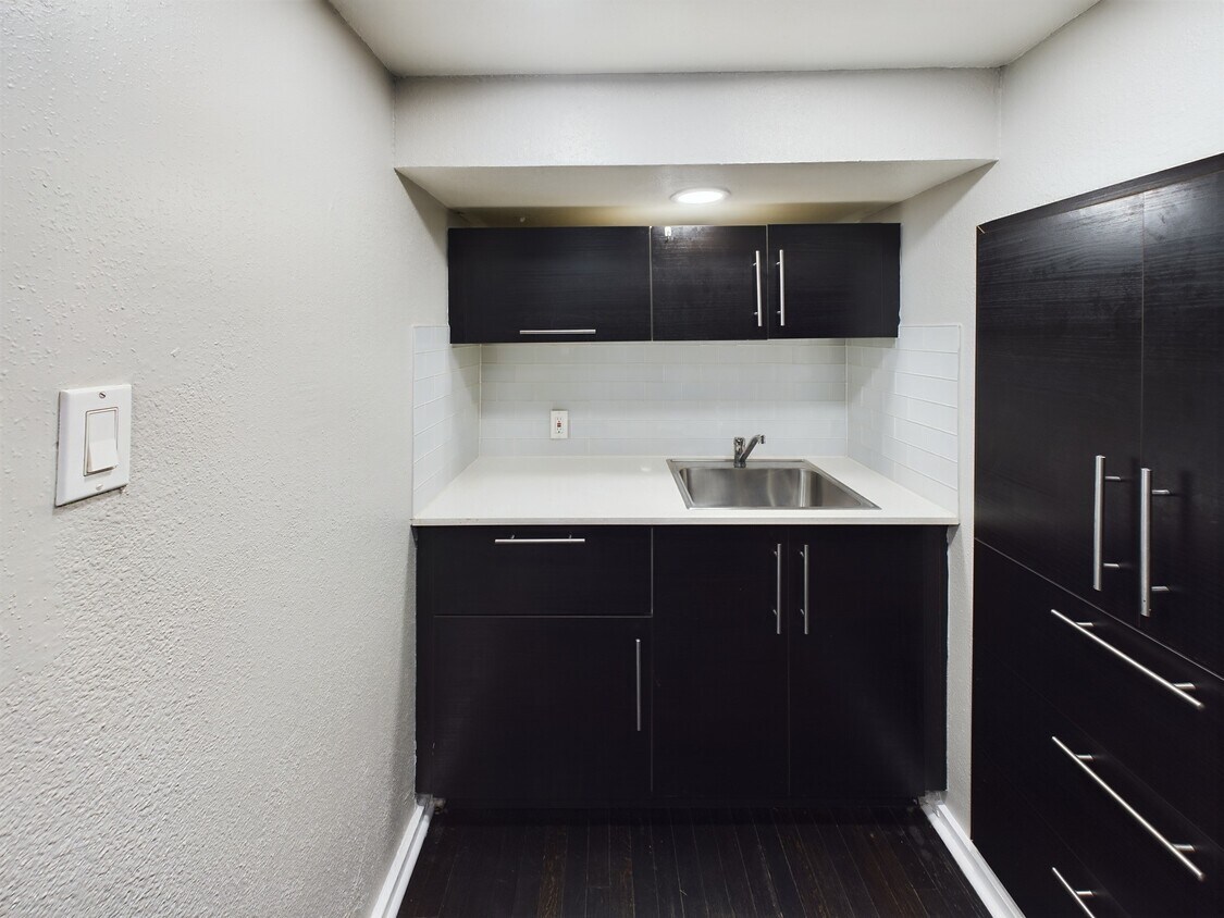 Foto principal - 605-602 Street
