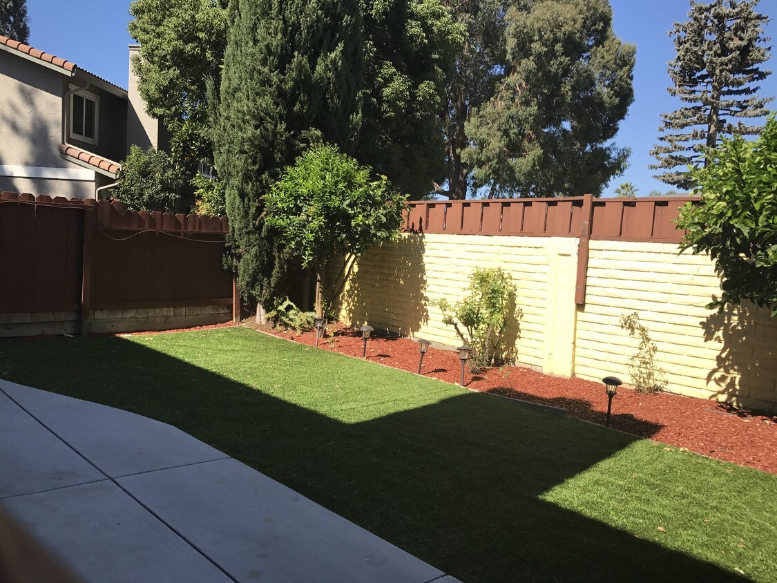 Patio trasero - 3575 Lehigh Dr