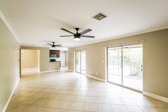 Building Photo - 4081 NW 115th Ave