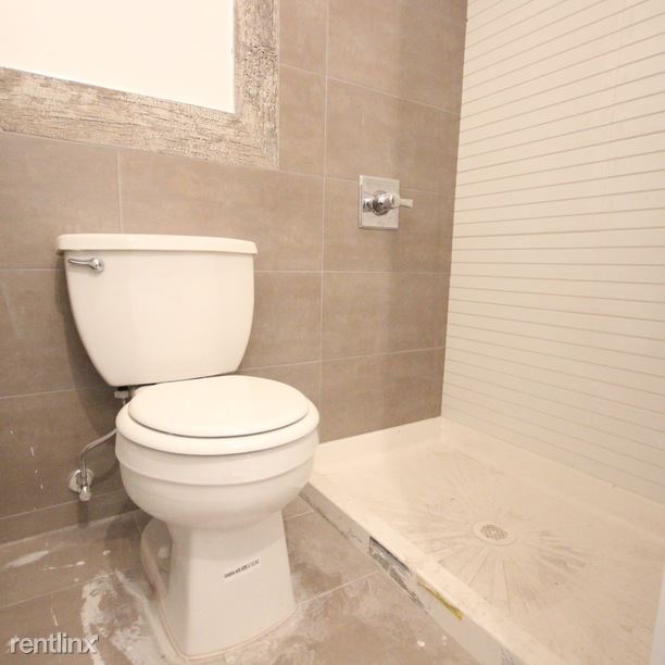 Building Photo - 81 Carlton Ave