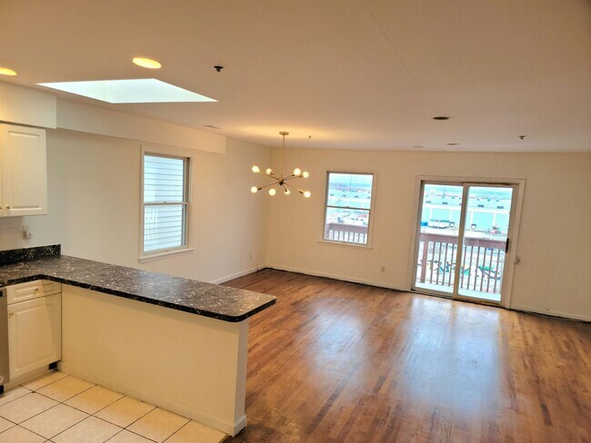 Building Photo - 259 Terrace Ave