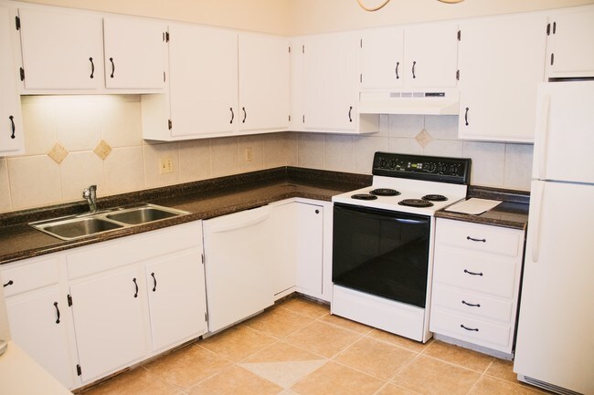 Kitchen - 2428 D St
