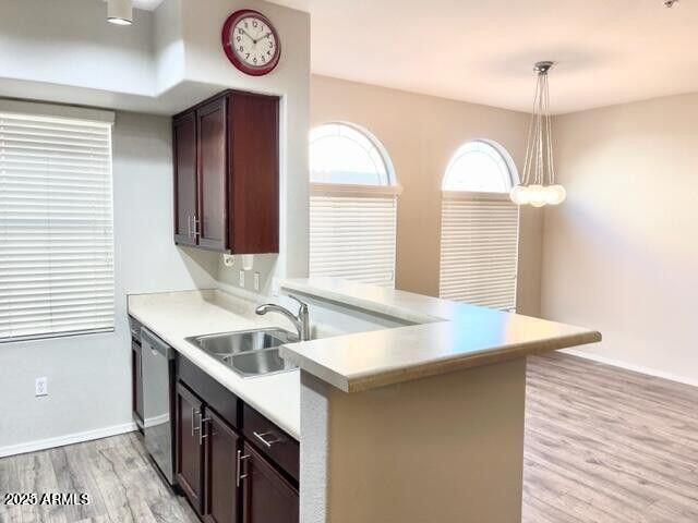 Foto del edificio - 240 W Juniper Ave