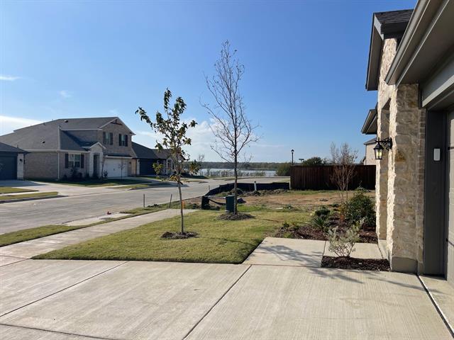 Building Photo - 817 Birdie Dr