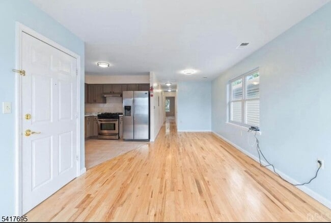 Building Photo - 309 Court St