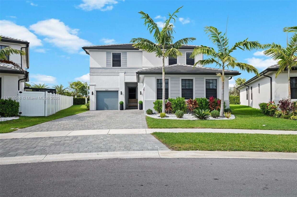 Foto principal - 17577 SW 41st St