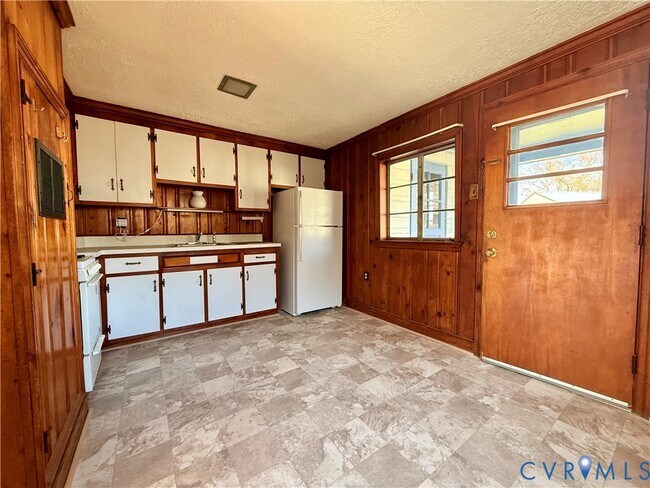 Building Photo - 406 Bradsher Ave