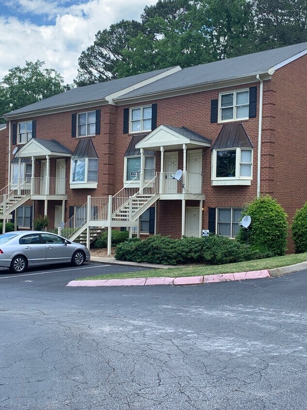 Primary Photo - 103 Calhoun St