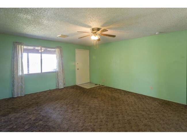 Building Photo - 6829 W Monte Vista Rd