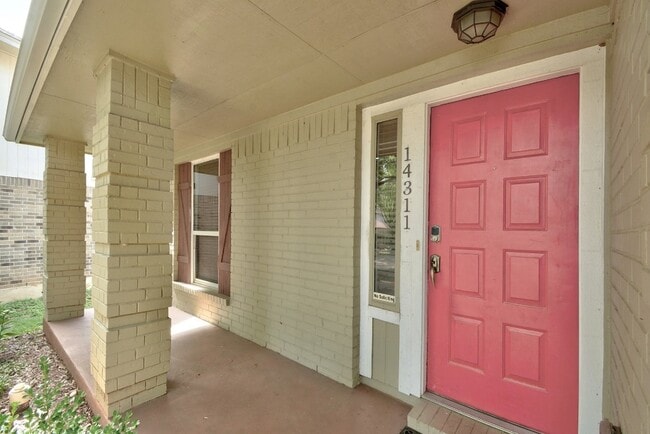 Building Photo - 14311 Kincheloe St