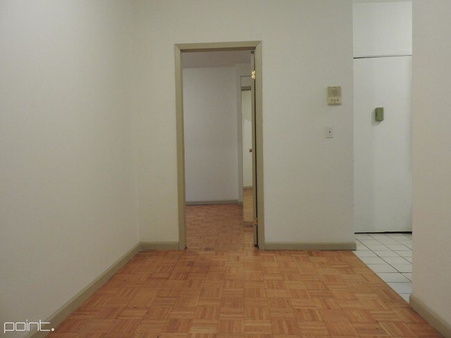 Foto del edificio - 62 W 48th St