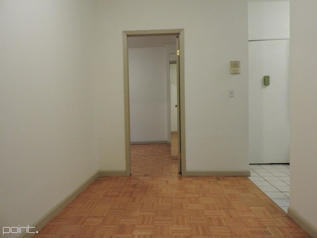 Building Photo - 62 W 48th St