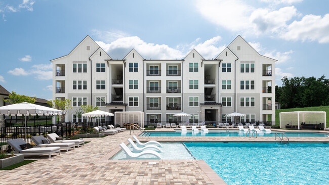 Maxwell apartments — community photo - Maxwell