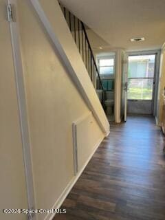 Building Photo - 2497 Country Club Dr