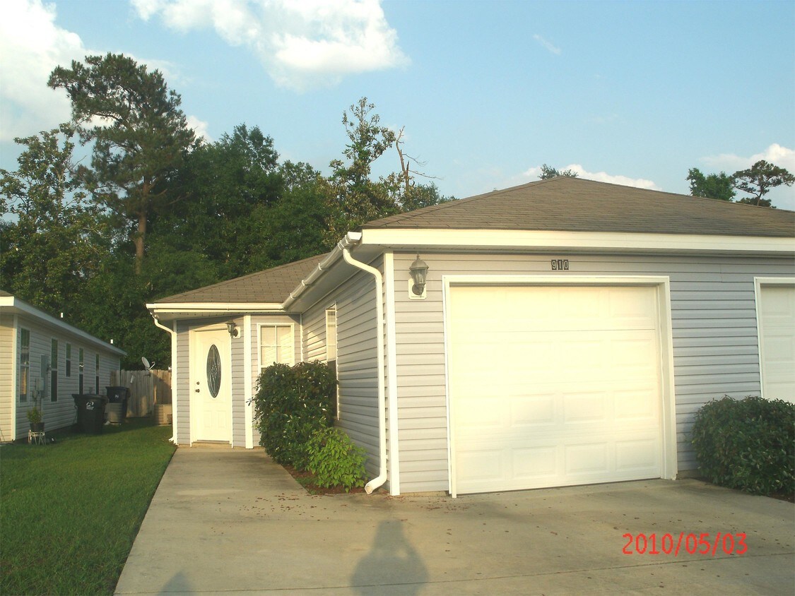 910 Greystone Dr, Biloxi, MS 39532 Townhome Rentals in Biloxi MS