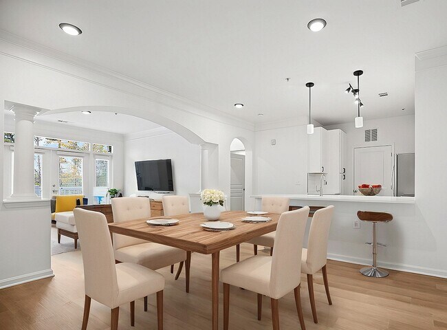 Foto del edificio - Weston Lakeside Apartments